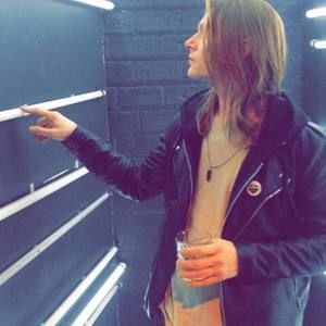 Meet your Posher, Barrett